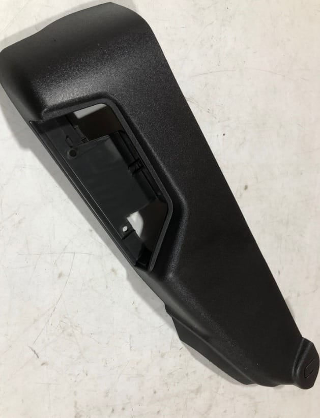Volvo XC90 Seat Plastic Cover Left Side